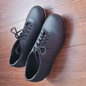 Girl's Black Lace-Up Tap Dance Theater Shoes, Faux Leather, Size 4.5